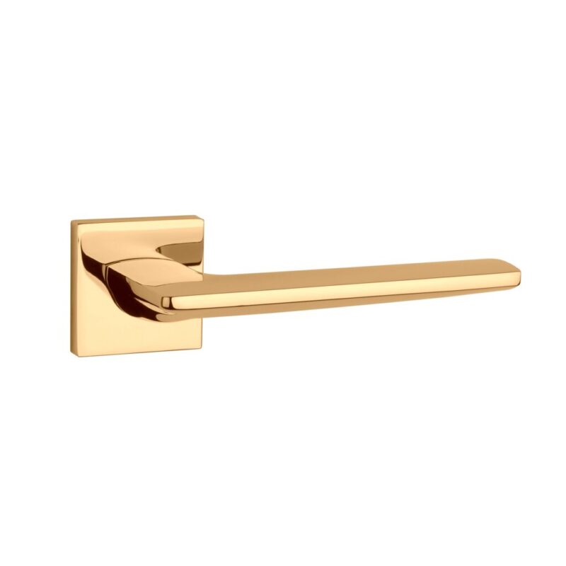 The Lunaria handle in polished gold with a square rosette is a statement piece, delivering a luxurious and modern look for any interior.